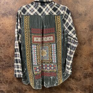 Johnny Was 3 J Workshop Velvet embroidered back flannel front long sleeve Small